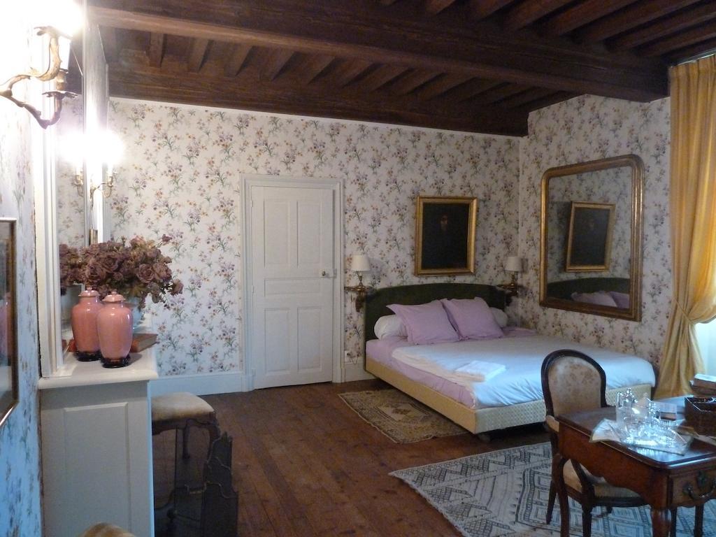 Hotes De Montboulan サルブリ 部屋 写真